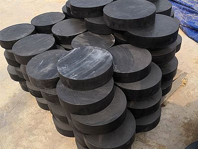 邵东市板式橡胶支座由若干层橡胶片与薄钢板经加压硫化